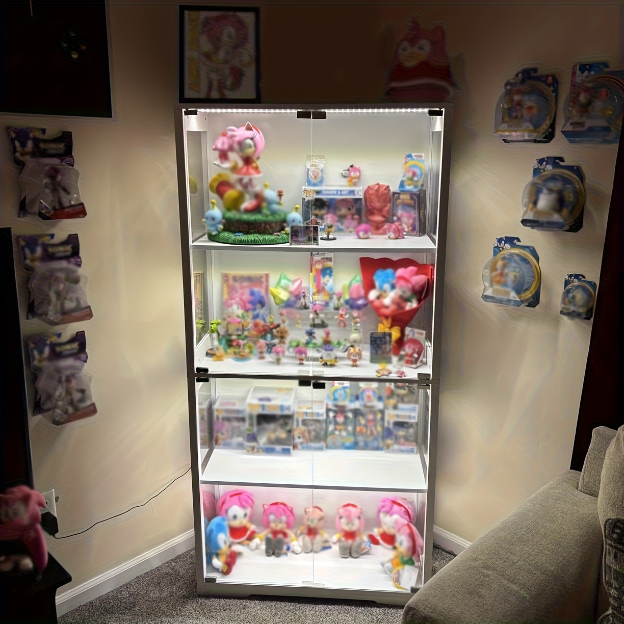 Glass Display Cases with Human - Lighting & Home Decor Studio avis et prix