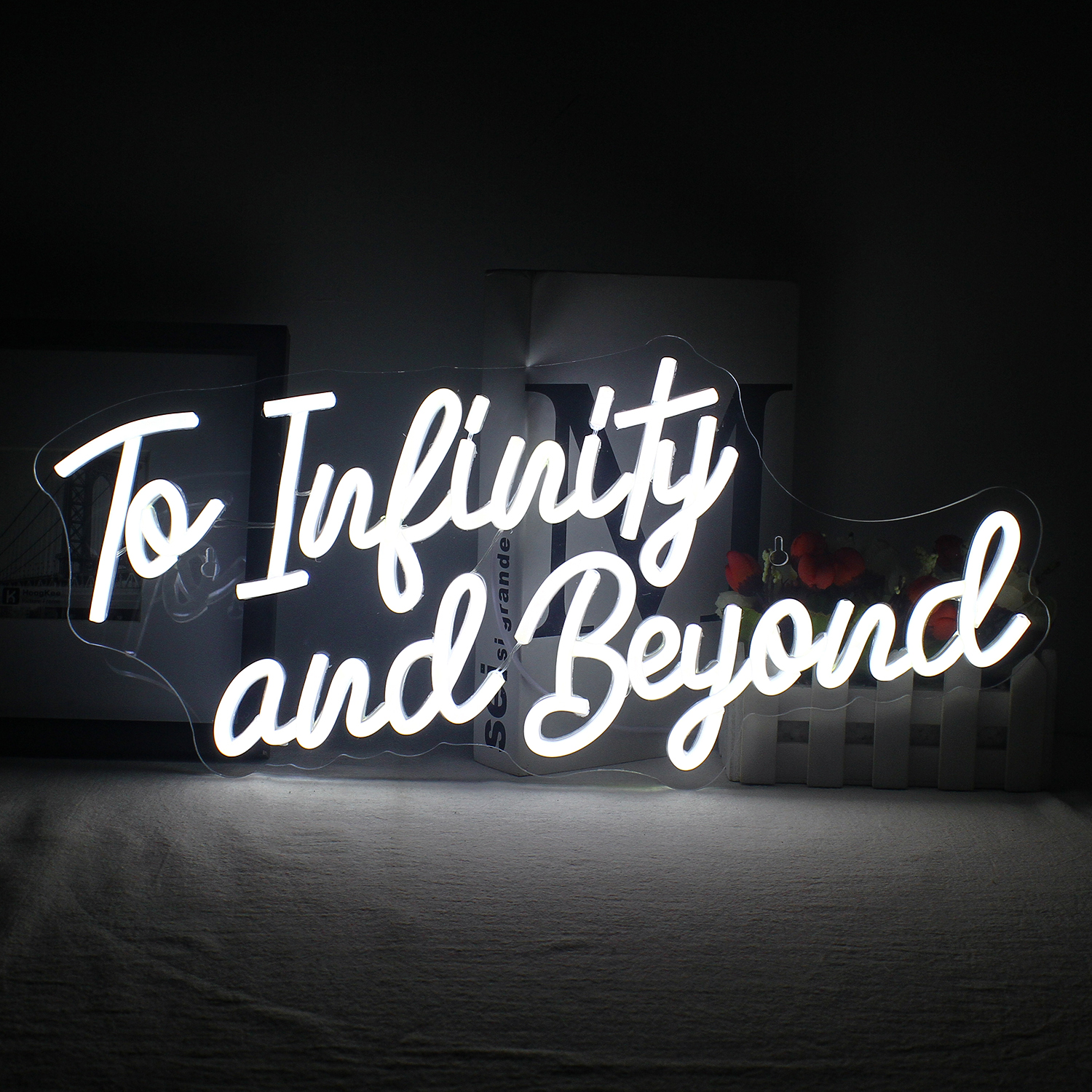To Infinity and Beyond Led Neo - Lighting Decor And Beyond avis et prix