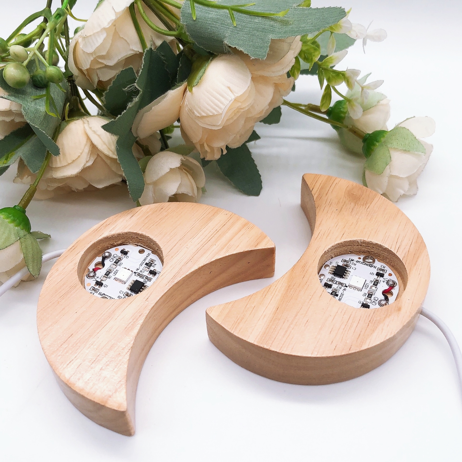 Moon Shape Wooden LED Light Di - Led Moon Lamp avis et prix