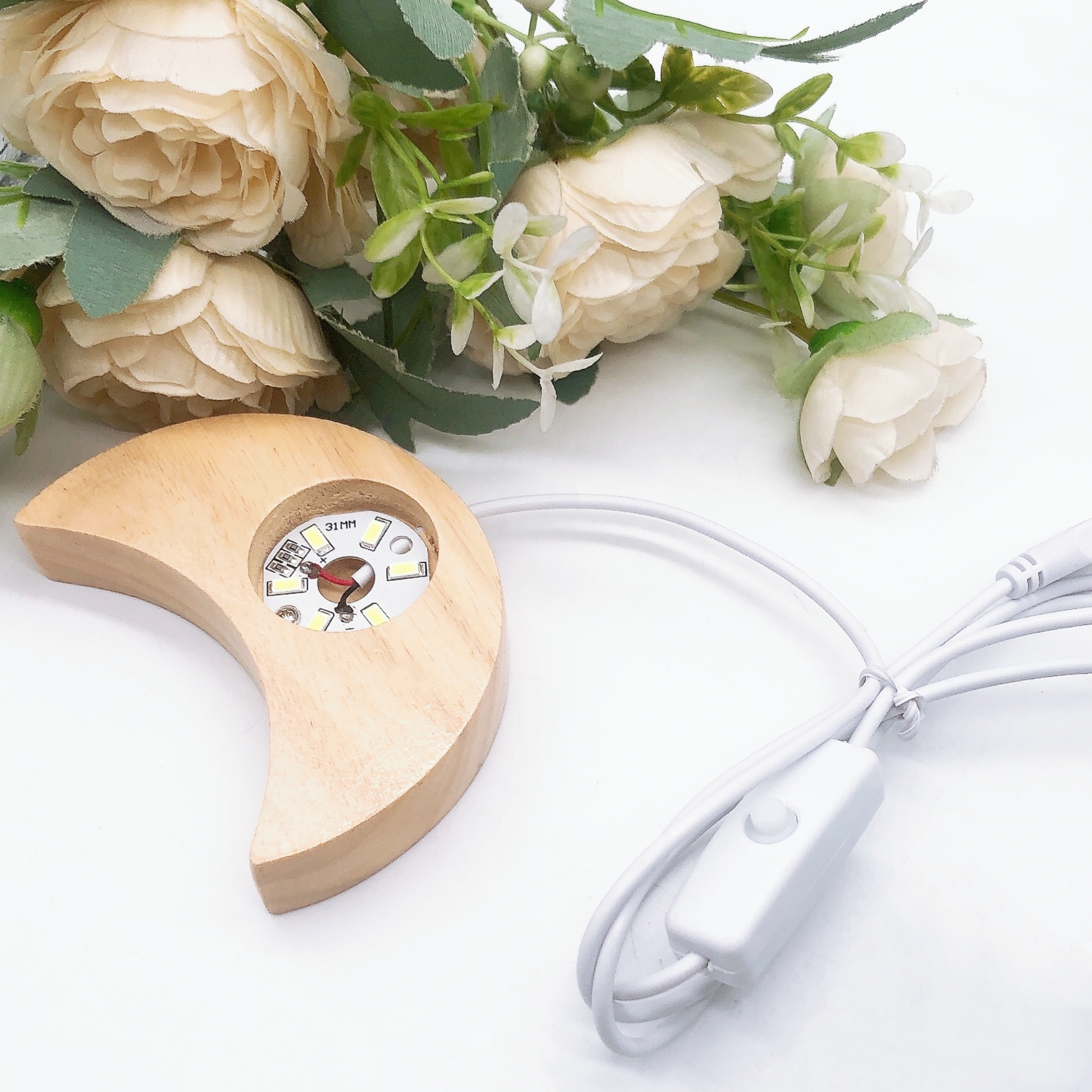 Moon Shape Wooden LED Light Di - Led Moon Lamp avis et prix